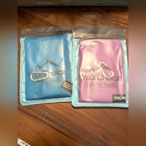 "Your Choice" Cooling Towels Set of 2 40 x 12 With Carabiners Resealable Bags
